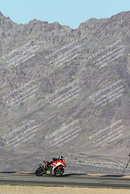 media/Dec-07-2025-CVMA (Sun) [[3e7d2de5dc]]/Race 9-Formula UL Shootout/